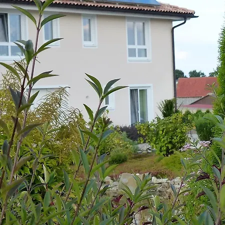 アパート Sana E Salva