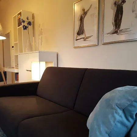 アパート Sana E Salva