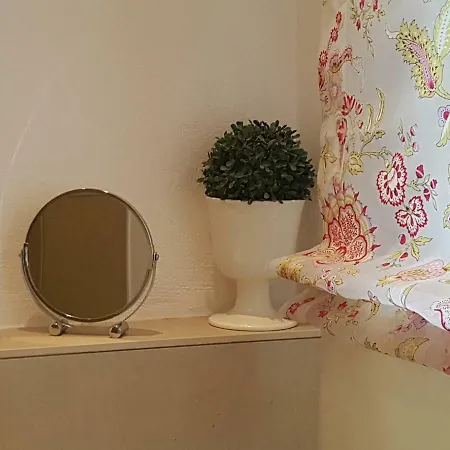 アパート Sana E Salva